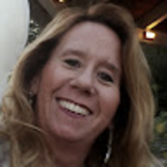 Meet your Posher, Maureen - Picture 1 of 1